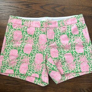 Lilly Pulitzer Callahan knit short- size 6 - pink green